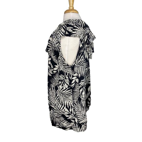 CITY CHIC Black Ivory Tropical Leaf Print Off The Shoulder Top Size XXL 24 Strap - Picture 2 of 9